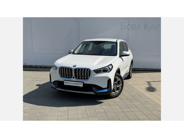 BMW iX1 xDrive30 - автомобили, коли, обяви за нови и употребявани 0