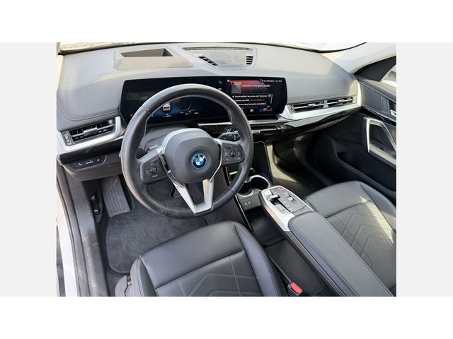 BMW iX1 xDrive30 - автомобили, коли, обяви за нови и употребявани 5