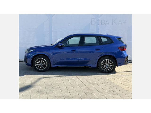 BMW iX1 xDrive30 - автомобили, коли, обяви за нови и употребявани 2