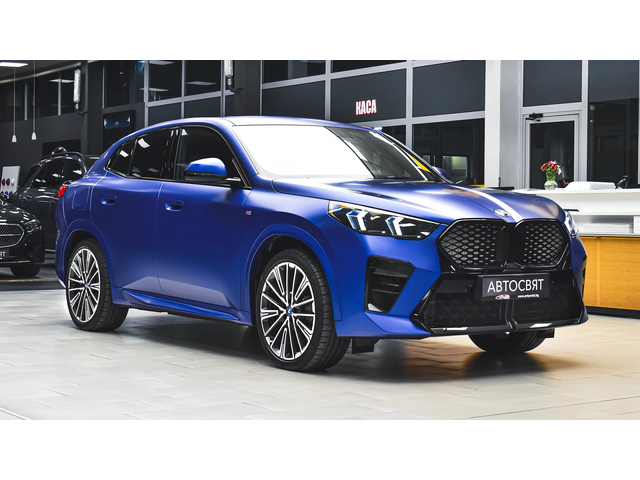 BMW iX2 xDrive30 M Sport - автомобили, коли, обяви за нови и употребявани 4