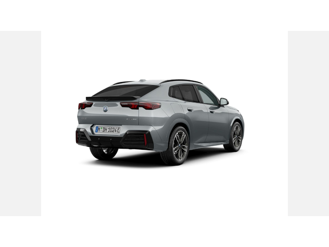 BMW iX2 eDrive20 - автомобили, коли, обяви за нови и употребявани 1