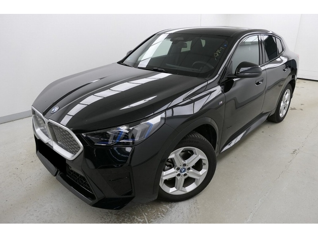 BMW iX2 iX2 eDrive20 - автомобили, коли, обяви за нови и употребявани 0