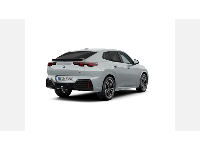 BMW iX2 xDrive30 - автомобили, коли, обяви за нови и употребявани 2