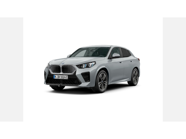 BMW iX2 xDrive30 - автомобили, коли, обяви за нови и употребявани 1