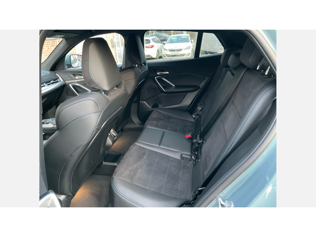 BMW iX2 xDrive30 - автомобили, коли, обяви за нови и употребявани 5