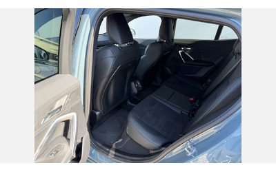 BMW iX2 xDrive30 - автомобили, коли, обяви за нови и употребявани 9