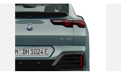 BMW iX2 xDrive30 - автомобили, коли, обяви за нови и употребявани 6