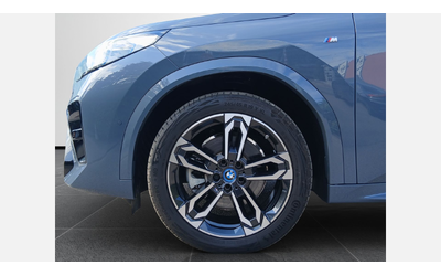 bmw-ix2-xdrive30 - 4