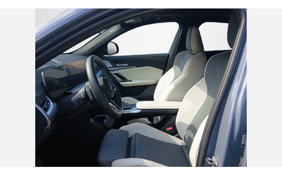 bmw-ix2-xdrive30 - 5