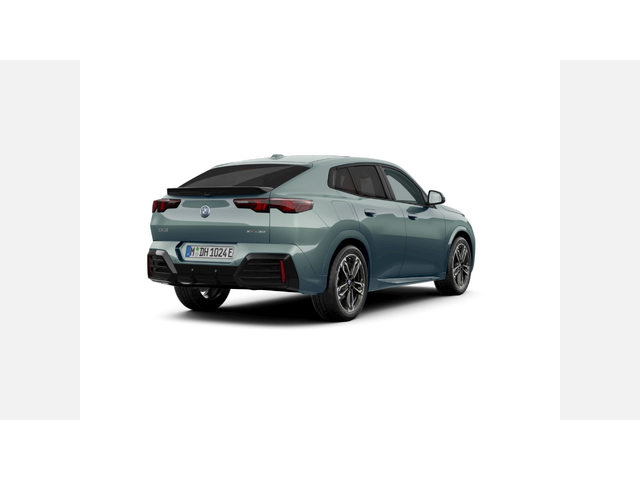BMW iX2 xDrive30 - автомобили, коли, обяви за нови и употребявани 2