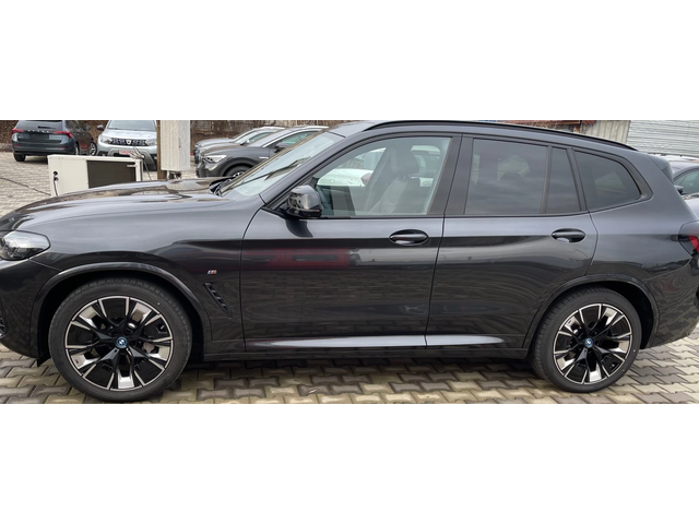 BMW iX3 M-paket/80kw/560km - автомобили, коли, обяви за нови и употребявани 6
