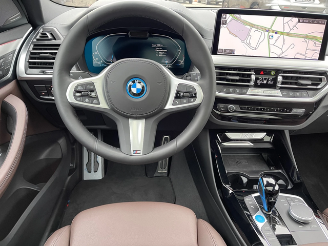 BMW iX3 M-paket/80kw/560km - автомобили, коли, обяви за нови и употребявани 7