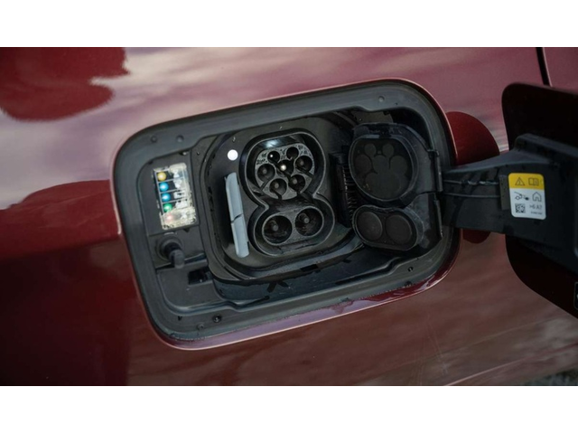 BMW iX3 iX3 M Sport - автомобили, коли, обяви за нови и употребявани 5