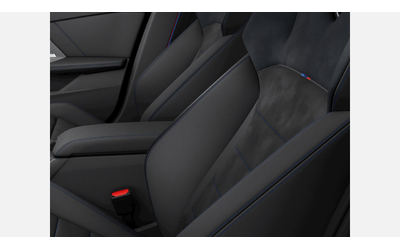 BMW M135 xDrive - автомобили, коли, обяви за нови и употребявани 7