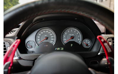 BMW M3 - автомобили, коли, обяви за нови и употребявани 10