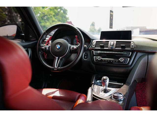 BMW M3 - автомобили, коли, обяви за нови и употребявани 8