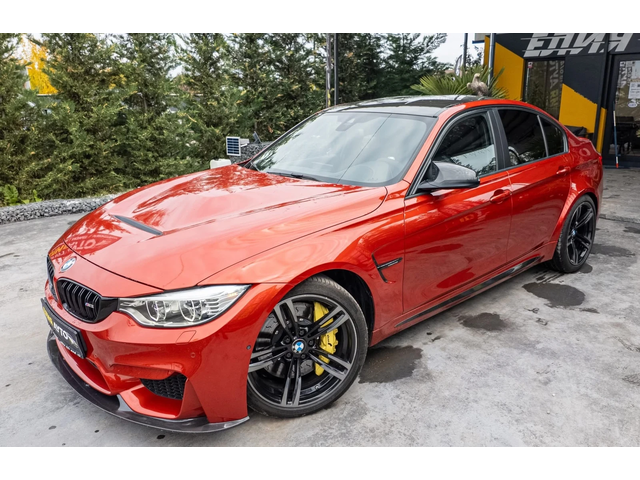 BMW M3 30 JAHRE EDITION FULL CARBON AKRAPOVIC ЛИЗИНГ 100% - автомобили, коли, обяви за нови и употребявани 1