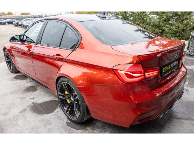 BMW M3 30 JAHRE EDITION FULL CARBON AKRAPOVIC ЛИЗИНГ 100% - автомобили, коли, обяви за нови и употребявани 6