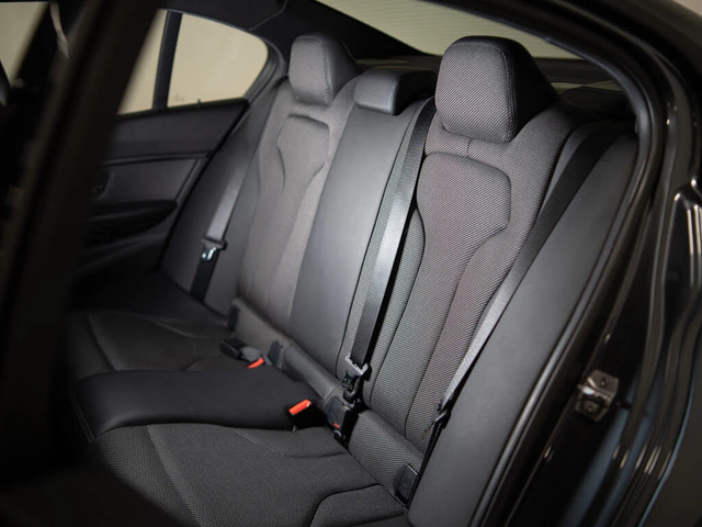 BMW M3 * АвтоКредит * (ЦЕНА ДО БГ) - автомобили, коли, обяви за нови и употребявани 11