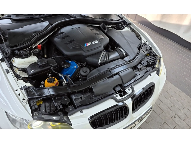 BMW M3 E92 4.0 V8 420к.с. * M DCT * CARBON * 159х.км - автомобили, коли, обяви за нови и употребявани 15