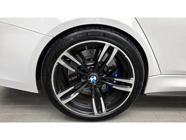 BMW M3 - автомобили, коли, обяви за нови и употребявани 4