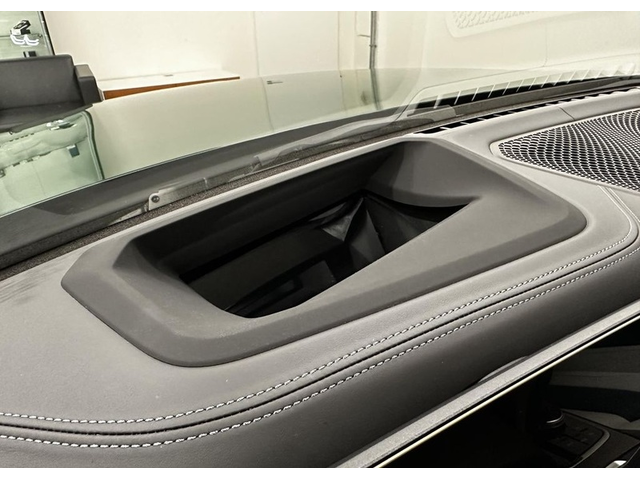 BMW M3 M3 Competition xDrive - автомобили, коли, обяви за нови и употребявани 6