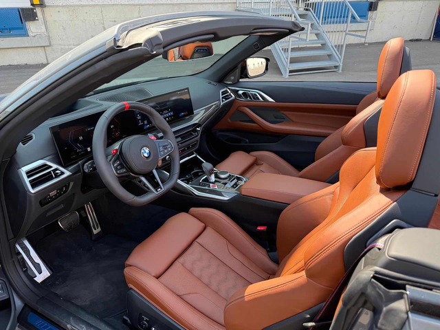 BMW M4 3.0L 6cyl AWD - автомобили, коли, обяви за нови и употребявани 4