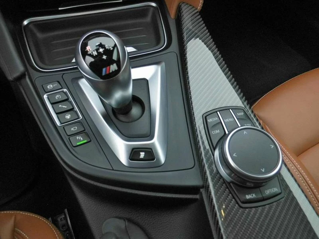 BMW M4 Coupe - автомобили, коли, обяви за нови и употребявани 7