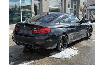 BMW M4 - автомобили, коли, обяви за нови и употребявани 6