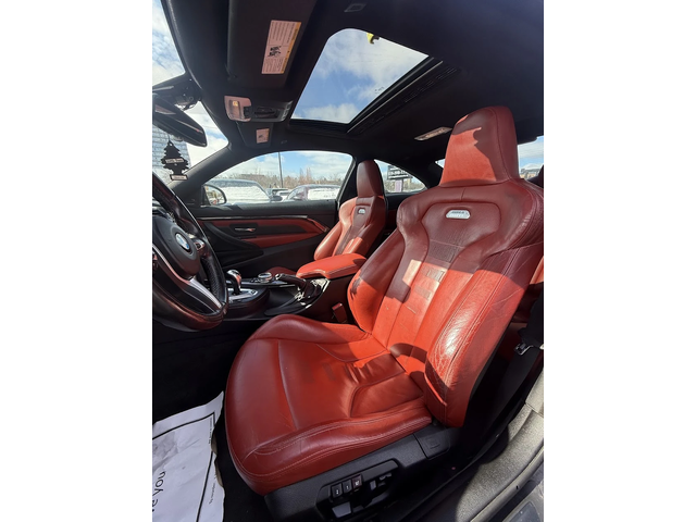 BMW M4 - автомобили, коли, обяви за нови и употребявани 8