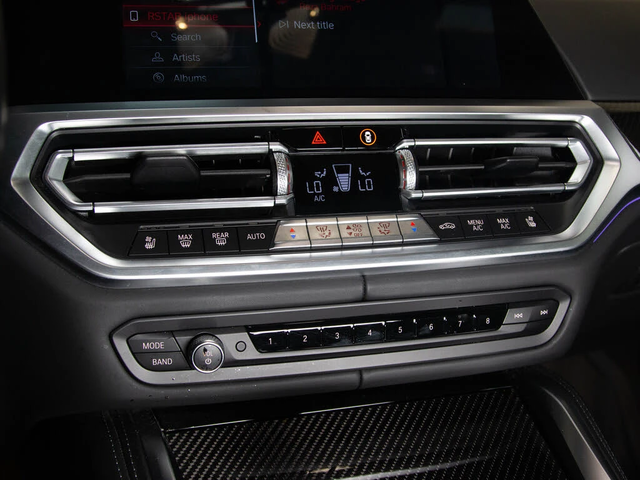 BMW M4 COMPETITION * LASER * 360 * HEAD UP * CARBON - автомобили, коли, обяви за нови и употребявани 13