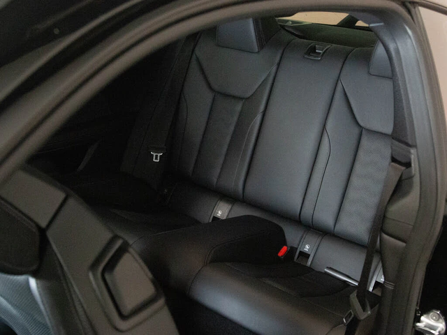 BMW M4 COMPETITION * LASER * 360 * HEAD UP * CARBON - автомобили, коли, обяви за нови и употребявани 7