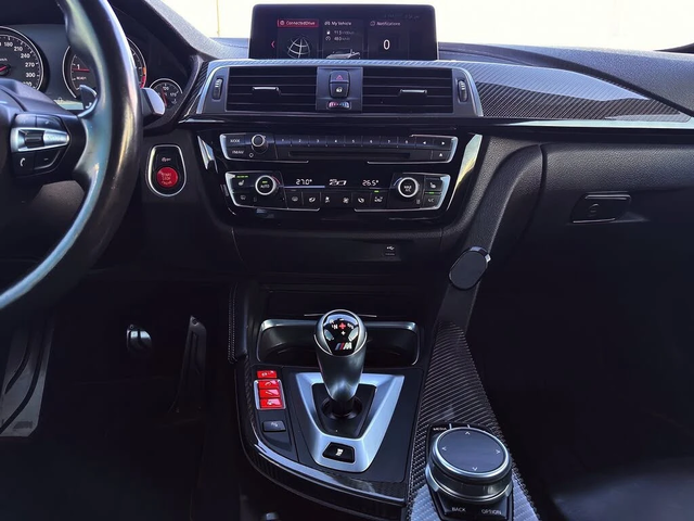 BMW M4 I * M-Package* * HeadUp* AвтоКредит* (ЦЕНА ДО БГ) - автомобили, коли, обяви за нови и употребявани 13