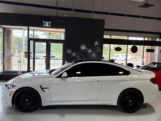 BMW M4 MANUAL * ПОДГРЕВ * CARBON * HARMAN KARDON * CARFAX - автомобили, коли, обяви за нови и употребявани 1