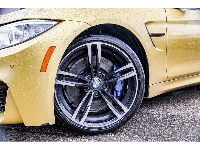 BMW M4 | Ръчни Скорости| HUD| CARBON FIBER| NAVI| CAM - автомобили, коли, обяви за нови и употребявани 1