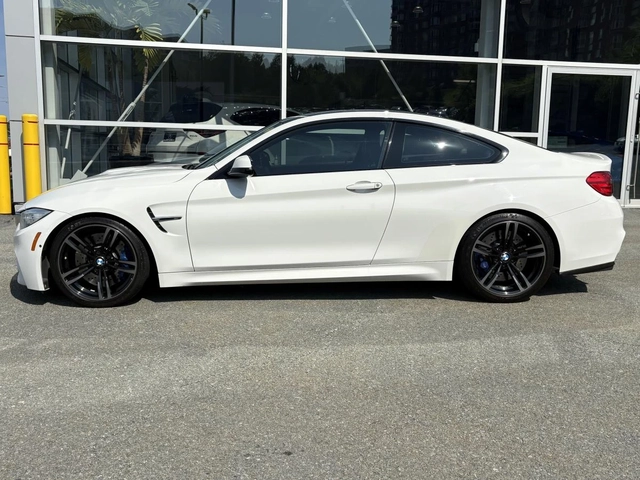 BMW M4 DCT* CARBON* КОЖА* ПОДГРЕВ* HARMAN KARDON* - автомобили, коли, обяви за нови и употребявани 1
