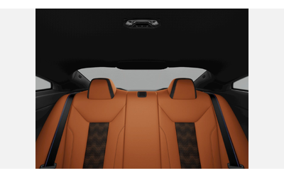 BMW M4 Competition M xDrive Coupe - автомобили, коли, обяви за нови и употребявани 10