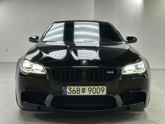 BMW M5 (F10) M5 Sedan - автомобили, коли, обяви за нови и употребявани 2