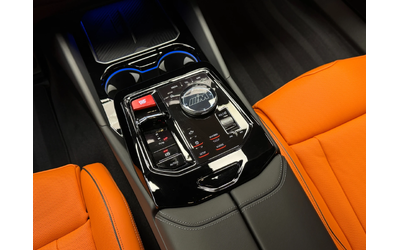 BMW M5 G90 Ceramic* B&W* Carbon* Ultimate Package - автомобили, коли, обяви за нови и употребявани 11