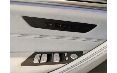 BMW M5 - автомобили, коли, обяви за нови и употребявани 12