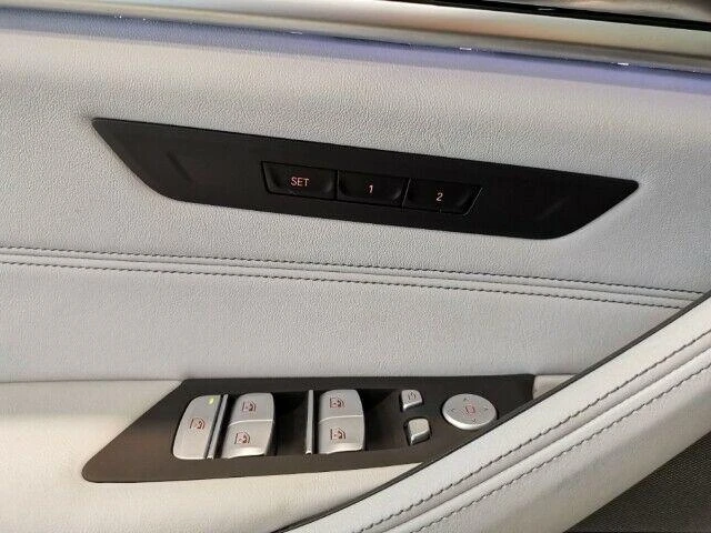 BMW M5 - автомобили, коли, обяви за нови и употребявани 12