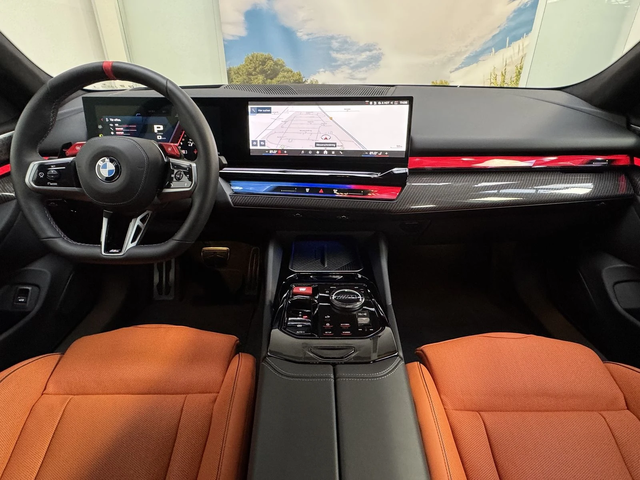 BMW M5 - автомобили, коли, обяви за нови и употребявани 4