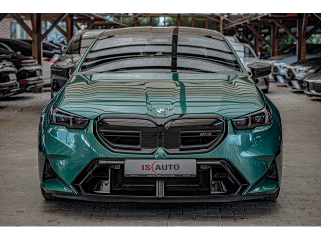 BMW M5 4.4 Plug-in Hybrid/Bower/HuD/Обдухване/Керамика/Карбон/Камера 360 - автомобили, коли, обяви за нови и употребявани 0