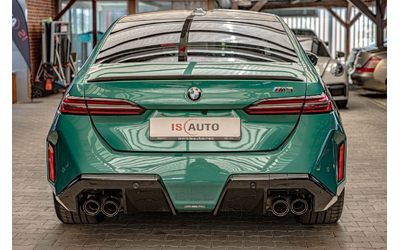 bmw-m5-4-4-plug-in-hybrid-bower-hud-obduhvane-keramika-karbon-kamera-360 - 3