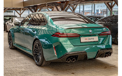 bmw-m5-4-4-plug-in-hybrid-bower-hud-obduhvane-keramika-karbon-kamera-360 - 4