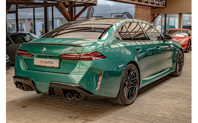 bmw-m5-4-4-plug-in-hybrid-bower-hud-obduhvane-keramika-karbon-kamera-360 - 5