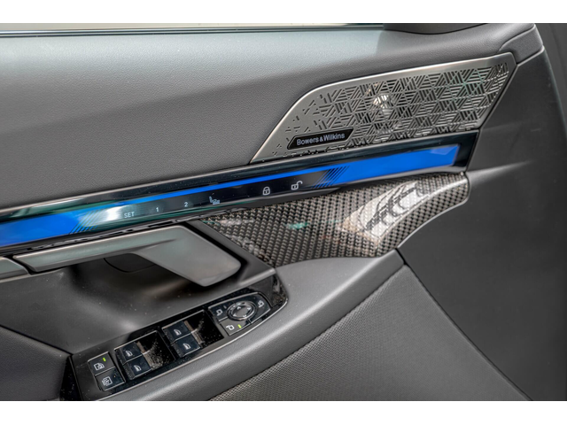 BMW M5 4.4 Plug-in Hybrid/Bower/HuD/Обдухване/Керамика/Карбон/Камера 360 - автомобили, коли, обяви за нови и употребявани 7