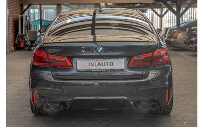 bmw-m5-4-4-v8-bower-wilkins-hud-soft-close-kamera-360 - 3