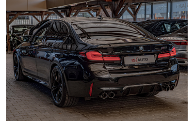 bmw-m5-4-4-v8-hud-bower-wilkins-obduhvane-kamera - 4