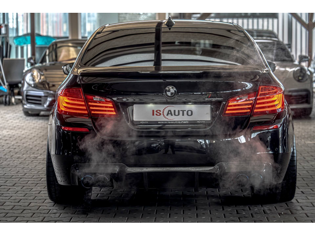 BMW M5 4.4 V8/Камера/Harman Kardon/Обдухване/Карбон/Soft Close - автомобили, коли, обяви за нови и употребявани 3